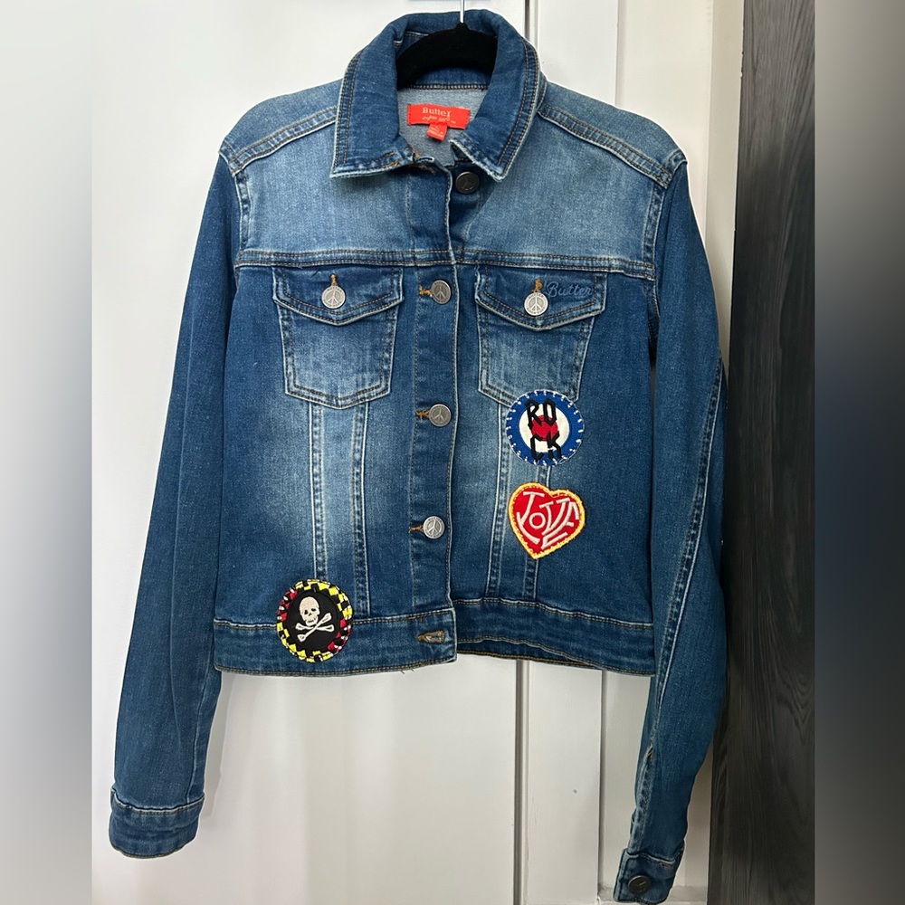 Denim jean jacket Butter big girl size Large - barely worn